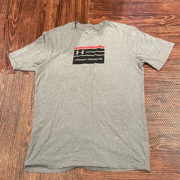 Under Armour Flag Decal T-Shirt - Picture 1 of 2